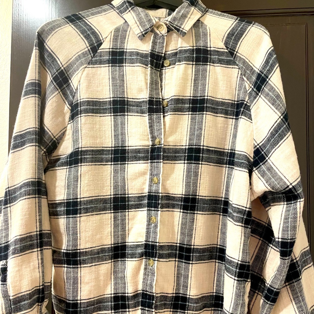 American Eagle, Women’s Plaid, long sleeve, small